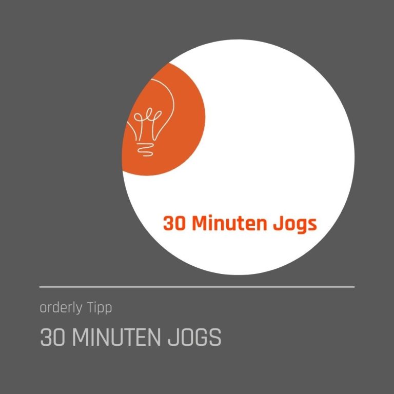Cover Blogbeitrag 30 Minuten Jogs Runder Grafik mit dem Text „orderly Tipp: 30 Minuten Jogs“ und einer Glühbirne.